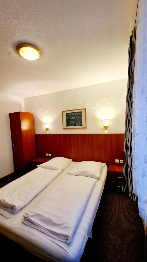 הנובר Hotel Zentrum מראה חיצוני תמונה
