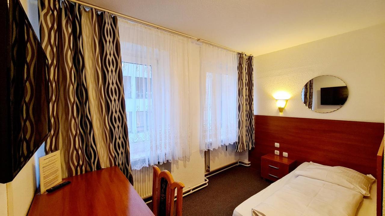 הנובר Hotel Zentrum מראה חיצוני תמונה